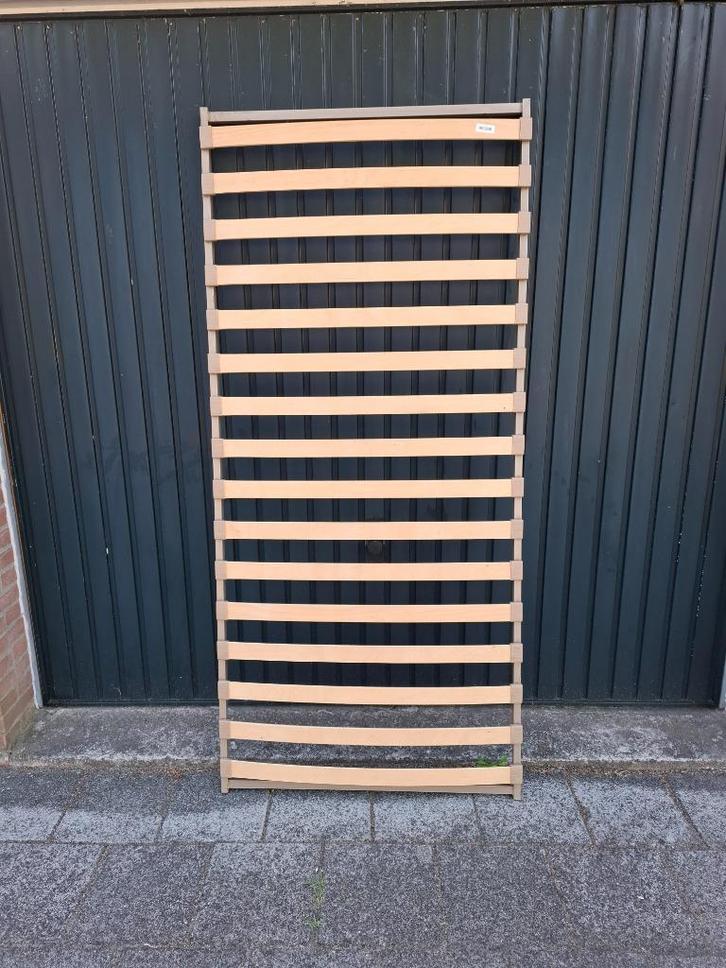 1 bruine houten lattenbodem met metalen frame (90 x 200), Huis en Inrichting, Woonaccessoires | Overige, Gebruikt, Ophalen