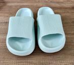 clowdpillow flops 36-37 blauw, Zeil- of Surfschoenen, Clowdpillow, Nieuw, Ophalen of Verzenden