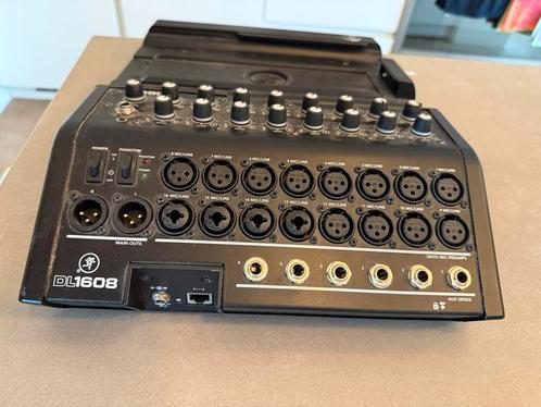Mackie DL1608 Mengpaneel, Muziek en Instrumenten, Mengpanelen, Gebruikt, 10 tot 20 kanalen, Microfooningang, Ophalen of Verzenden