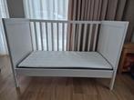 Kinder bedje / speelbank, Kinderen en Baby's, Ophalen, Gebruikt, Minder dan 140 cm, Matras