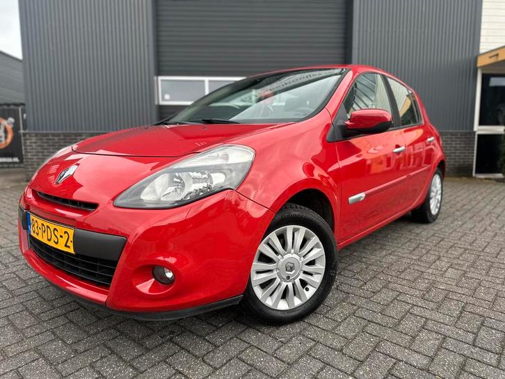 Renault Clio 1.2 TCE 5-DRS 2011/CARPLAY/1JR APK/LM VELGEN, Auto's, Renault, Bedrijf, Clio, ABS, Achteruitrijcamera, Airbags, Airconditioning