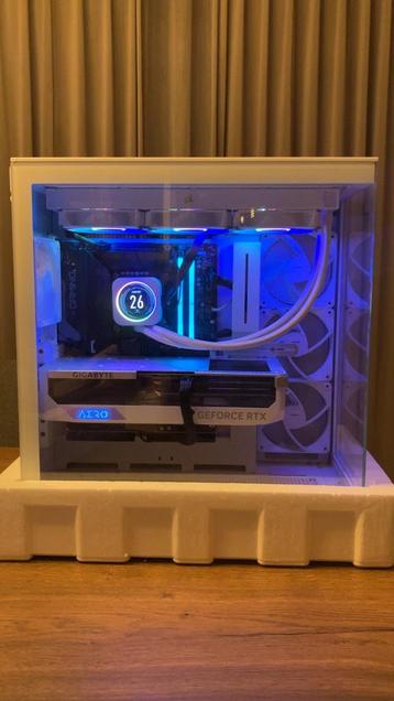 Complete white PC – Intel i7 13700F / RTX 4090 / 32GB DDR5 beschikbaar voor biedingen
