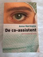 De Co-assistent - Anne Hermans, Ophalen of Verzenden, Gelezen, Nederland