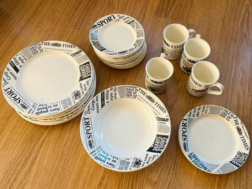 Servies met krantenprint The Times, Antiek en Kunst, Antiek | Servies los, Ophalen