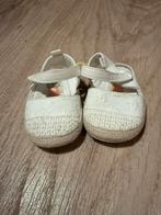 Cute baby shoes, Kinderen en Baby's, Babykleding | Schoentjes en Sokjes, Ophalen of Verzenden, Zo goed als nieuw, Jongetje of Meisje