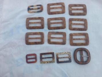 13 Gespen €7.50  beschikbaar voor biedingen