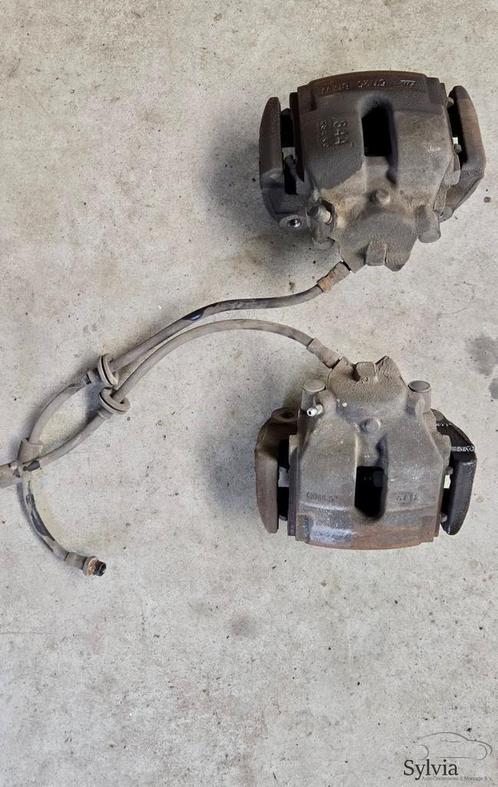 Remklauwen remblokken voorzijde set BMW X3 serie E83 3411676, Auto-onderdelen, Remmen en Aandrijving, Gebruikt, Ophalen of Verzenden