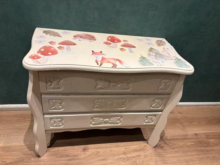 Leuk buikkastje vintage wit, Huis en Inrichting, Kasten | Ladekasten, Zo goed als nieuw, Minder dan 100 cm, 50 tot 100 cm, 25 tot 50 cm