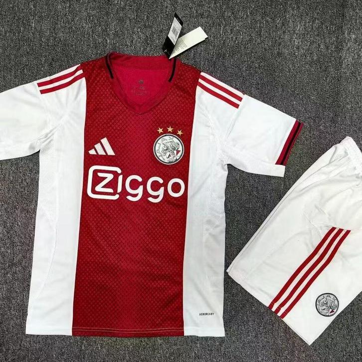 Ajax Thuistenue 25-26 - ELKE MAAT, Sport en Fitness, Voetbal, Nieuw, Set, Verzenden