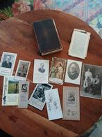 Oud franstalig bijbeltje met bidprentjes, Ophalen of Verzenden