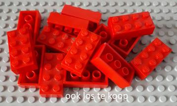 3001 (15) ca 14x rood Brick 2 x 4  beschikbaar voor biedingen