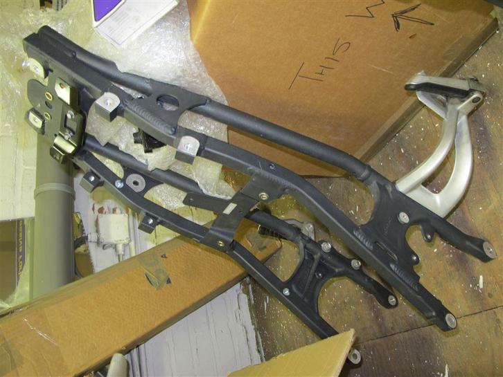 triumph 12 Tiger 1050 subframe en duovoetsteunen, Motoren, Onderdelen | Overige, Gebruikt, Ophalen of Verzenden