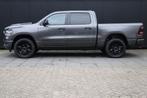 Dodge Ram 5.7 V8 LARAMIE 1500 NIGHT EDITION | LPG | LUCHTVER, Auto's, Dodge, Origineel Nederlands, Te koop, Zilver of Grijs, 401 pk