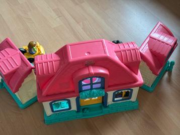 Leuk Speelhuis met Figuren! beschikbaar voor biedingen