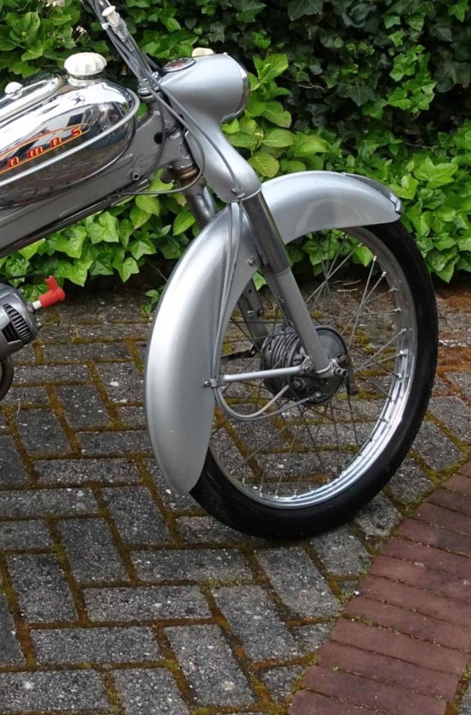 Tomos silverstreak, Fietsen en Brommers, Brommeronderdelen | Oldtimers, Overige merken, Overige typen, Verzenden