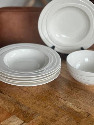 Jamie Oliver - Waves - laatste serviesonderdelen beschikbaar voor biedingen