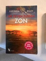 De Zeven Zussen - Zon, Lucinda Riley, Boeken, Ophalen of Verzenden, Zo goed als nieuw, Nederland