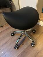 Zadelkruk - Ergonomisch en comfortabel, Huis en Inrichting, Krukjes, Ophalen, In hoogte verstelbaar, Gebruikt, Kunststof