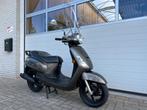 Nette Originele Sym Fiddle II 50 S snorscooter + Windscherm, Fietsen en Brommers, Scooters | SYM, Ophalen, 49 cc, Zo goed als nieuw