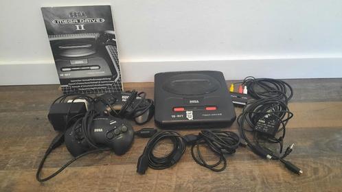 Sega Mega Drive II Console en toebehoor, Spelcomputers en Games, Spelcomputers | Sega, Gebruikt, Mega Drive, Met 2 controllers
