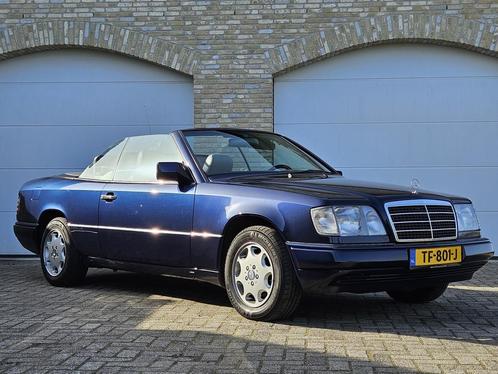 Mercedes-Benz 200-serie CABRIO ZEER NETTE AUTO! (bj 1996), Auto's, Oldtimers, Bedrijf, Te koop, Airbags, Alarm, Centrale vergrendeling