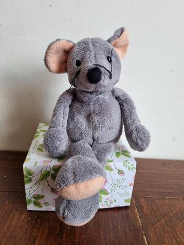 Knuffel muis muisje met magneet armpjes beschikbaar voor biedingen