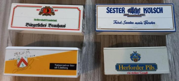 2 Dekzeilen en 2 bakken van bier vrachtwagens 1,00 p/s, Hobby en Vrije tijd, Modelauto's | 1:87, Gebruikt, Bus of Vrachtwagen