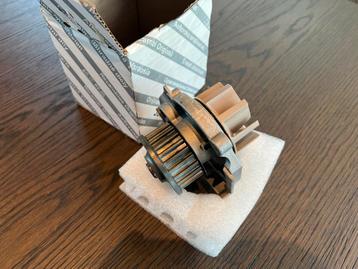 Fiat 500 Waterpomp Nieuw Origineel beschikbaar voor biedingen