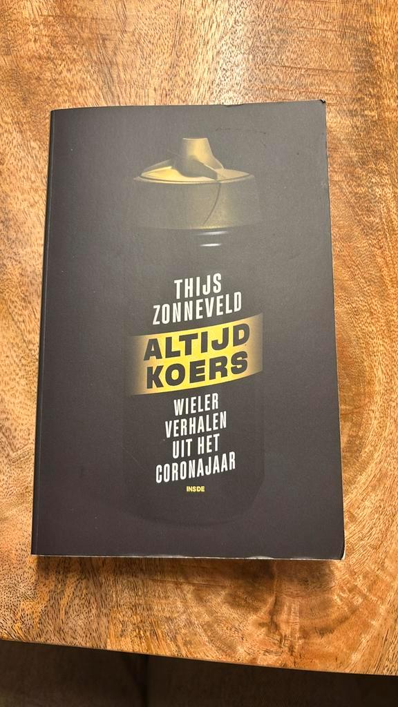 Thijs Zonneveld - Altijd koers, Boeken, Sportboeken, Zo goed als nieuw, Balsport, Ophalen of Verzenden