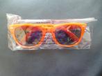 NIEUWE oranje zonnenbril. BIJ €25 KOPEN GRATIS VERZENDEN, Ophalen of Verzenden, Nieuw, Feestartikel, Oranje of Koningsdag