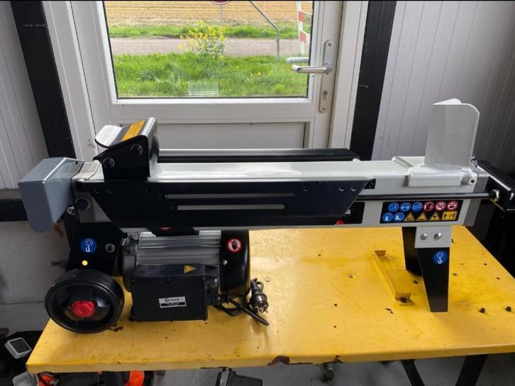 Kloofmachine TE HUUR, Tuin en Terras, Kloofmachines, Zo goed als nieuw, Liggend, Ophalen