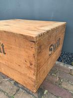 Vintage houten kist tafel, Ophalen, Gebruikt, 50 tot 100 cm, 50 tot 75 cm