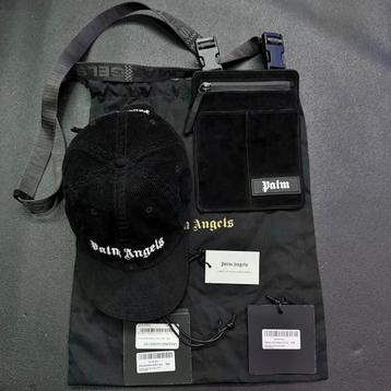 Palm angels cap crossbody shoulder bag beschikbaar voor biedingen