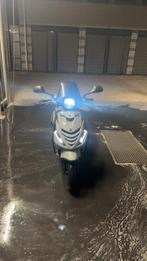 172cc zip brom kenteken, Fietsen en Brommers, Scooters | Piaggio, Ophalen of Verzenden, Zo goed als nieuw, Zip