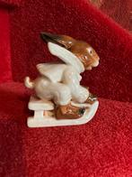 Goebel beeld Konijn/Haas op Slede ❤️ Zeldzaam 33110-08, Verzamelen, Beelden en Beeldjes, Ophalen of Verzenden, Gebruikt, Dier