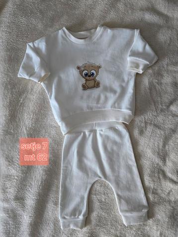 Handgemaakte babykleding (nieuw) beschikbaar voor biedingen