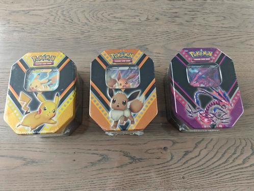 Pokemon V Powers Tin - Pikachu, Eevee, Eternatus Sealed !, Hobby en Vrije tijd, Verzamelkaartspellen | Pokémon, Nieuw, Ophalen of Verzenden