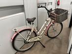 Batavus fiets custom met hartjes Oerdegelijke fiets, Fietsen en Brommers, Fietsen | Dames | Damesfietsen, Versnellingen, 50 tot 53 cm