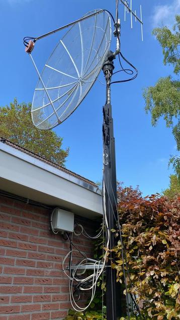 Grote schotelantenne  1.9meter beschikbaar voor biedingen