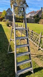 Mooie trap, 5 treden, 2 meter hoog, Ophalen, Gebruikt, Trap, 2 tot 4 meter