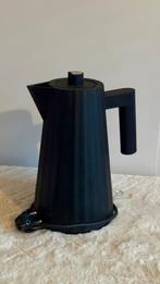Alessi Plissé waterkoker 1.7L MDL06 - Zwart, 1 tot 2 liter, Ophalen of Verzenden, Zo goed als nieuw