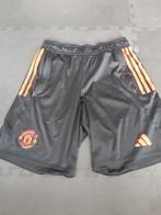 Adidas manchester united voetbalbroekje, Kleding | Heren, Ophalen of Verzenden, Zo goed als nieuw, Rood, Voetbal