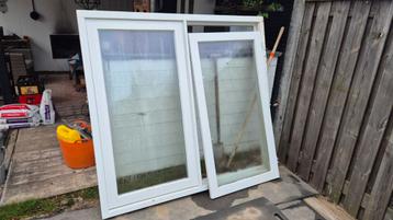 Gebruikt kozijn met glas beschikbaar voor biedingen
