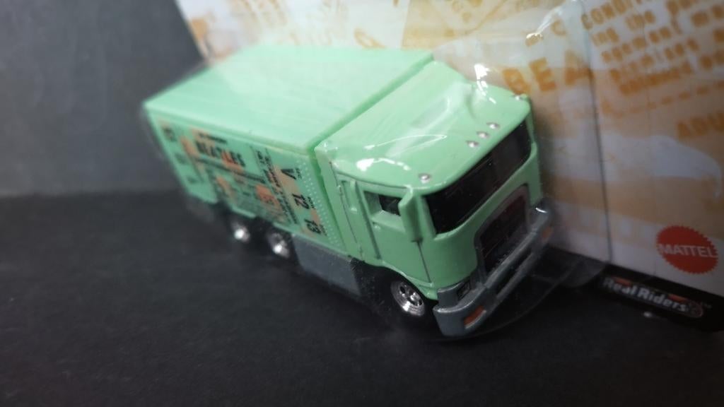 Hi Way Hauler The Beatles Hot Wheels Pop Culture Pol, Auto, Verzenden, Nieuw, Mattel