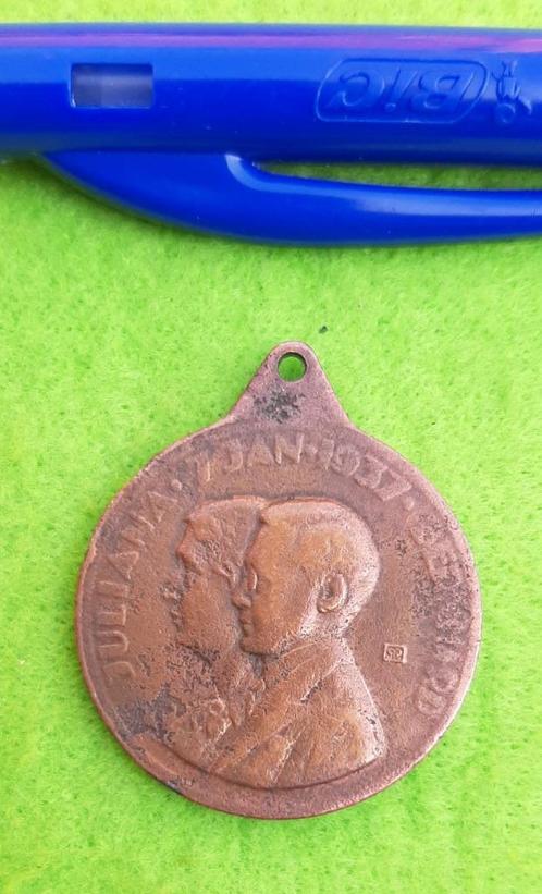 Gedenkpenning met oog. Huwelijk Juliana Bernard 1937, Postzegels en Munten, Penningen en Medailles, Overige materialen, Nederland