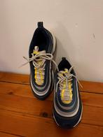 Nike Air - maat 38 - z.g.a.n., Ophalen, Zo goed als nieuw, Sneakers of Gympen