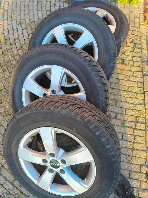 4 winter wielen banden in goede conditie (zie fotos), Auto-onderdelen, Overige Auto-onderdelen, Honda, Nissan, Renault, Suzuki