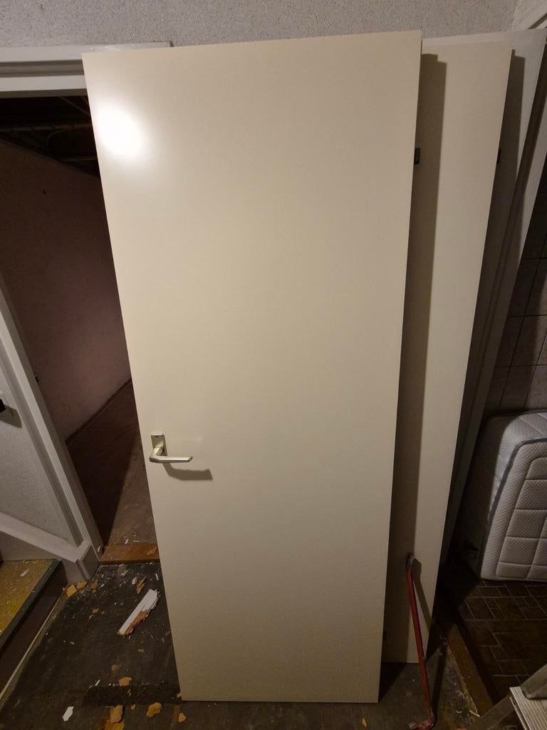 Drie nette binnendeuren, Doe-het-zelf en Verbouw, Deuren en Horren, Gebruikt, 80 tot 100 cm, Binnendeur, Ophalen of Verzenden