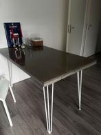 Eettafel met metalen poten, Ophalen, 100 tot 150 cm, 50 tot 100 cm, Zo goed als nieuw