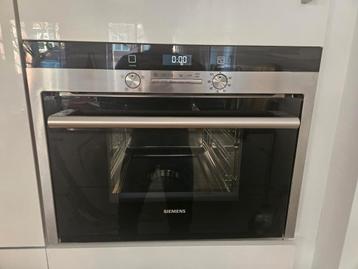 SIEMENS HB24D552 Stoomoven beschikbaar voor biedingen